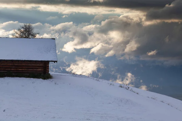 Verschneite Frühwinterlandschaft Auf Der Seiser Alm Dolomiten Italien Winterurlaubsziel — Stockfoto