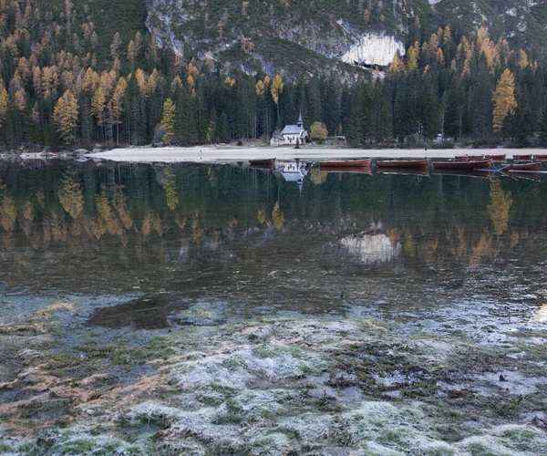 Lago Braies Las Montañas Dolomitas Sudtirol Italia — Foto de Stock