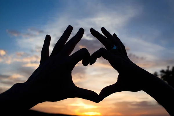 Beautiful Colorful Sunset Background Heart Shape Hands — Stock Photo, Image