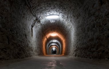 TURDA, ROMANIA - 10 Mart 2018: Turda Tuz Madeni veya Salina Turda, Transilvanya 'da bir yeraltı müzesi ve tema parkı, Romanya, Avrupa