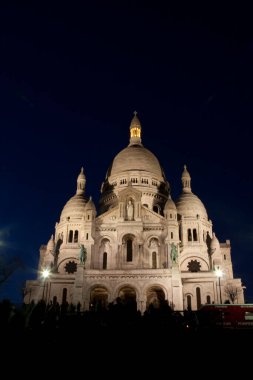Gece Sacre-Coeur Bazilikası, Paris