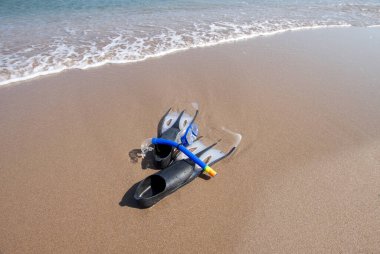 Sahilde şnorkel seti