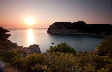 Antony Quinn koyunda gün doğumu, Rodos, Yunanistan