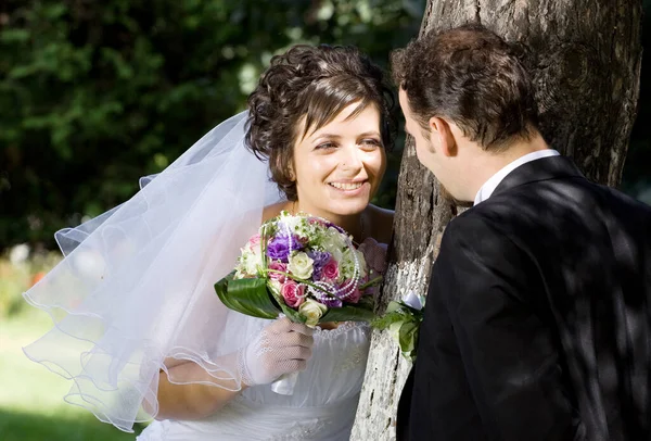 Bruid Bruidegom Het Park — Stockfoto
