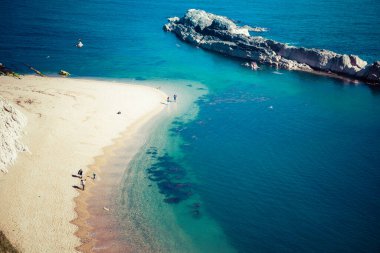 İngiltere, Dorset 'in Jurassic Sahili' nde güzel, gizli bir sahil.