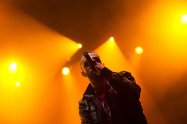 Sahnede müzisyenler