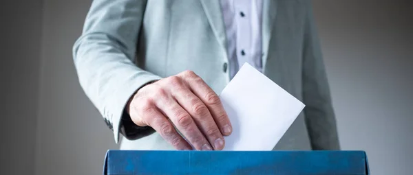 Male Hand Putting Vote Ballot — Stock Photo, Image