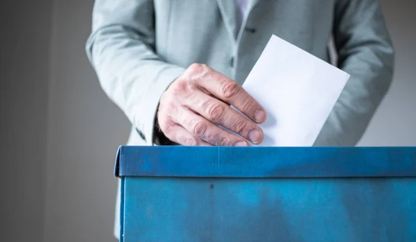 Männerhand Stimmt — Stockfoto