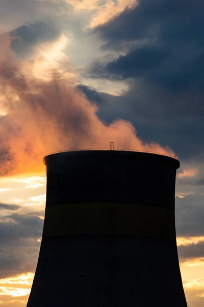 Fabriksrök Som Kommer Från Skorstensföroreningar Och Global Uppvärmning — Stockfoto