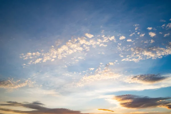 Zonsondergang Hemel Achtergrond Roze Wolken — Stockfoto