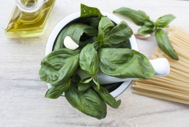 fesleğen, parmesan, sarımsak, Ey pesto alla Cenova için-malzemeler