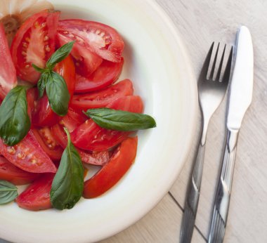 Taze domates salatası. 