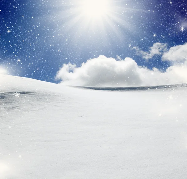 Background of cold winter landscape with snow, blue sky and sunl — Stock Photo, Image