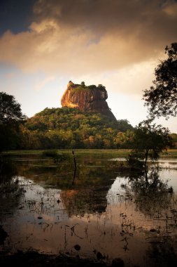 Sigiriya aslan kaya Kalesi sri Lanka