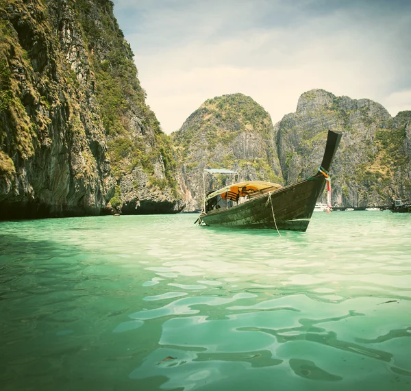 Wunderschöner tropischer Strand, Thailand - Postkarte im Retro-Stil — Stockfoto