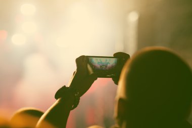 Kalabalık konser - retro tarzı fotoğraf