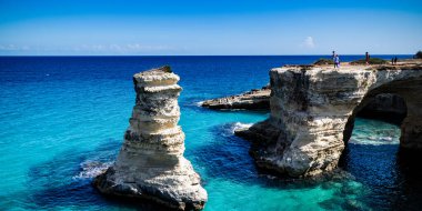 Faraglioni di Sant 'Andrea Salento İtalya' da
