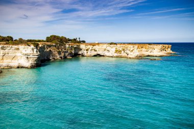 Faraglioni di Sant 'Andrea Salento İtalya' da