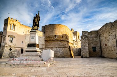 İtalya 'nın Puglia bölgesi Otranto şehri manzarası.