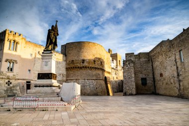 İtalya 'nın Puglia bölgesi Otranto şehri manzarası.