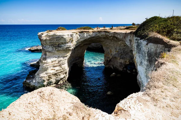 Faraglioni di Sant 'Andrea Salento İtalya' da