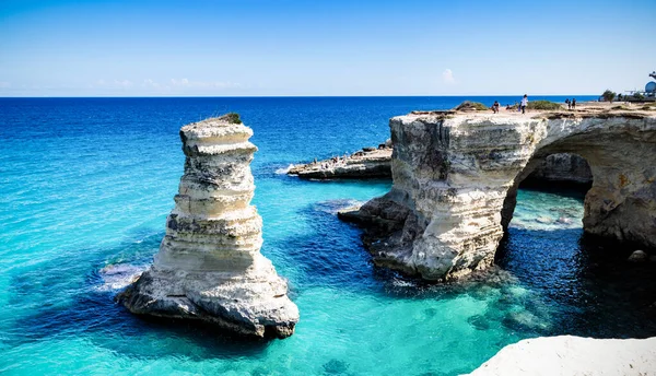 Faraglioni di Sant 'Andrea Salento İtalya' da