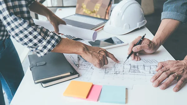 Arquiteto Engenheiro Design Trabalhando Conceito Planejamento Plantas Conceito Construção — Fotografia de Stock