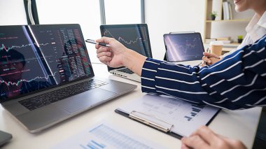 İşletme takımı yatırım ticareti, bu anlaşmayı yeni yaklaşımlar geliştiren bir borsa üzerinde yapıyor..