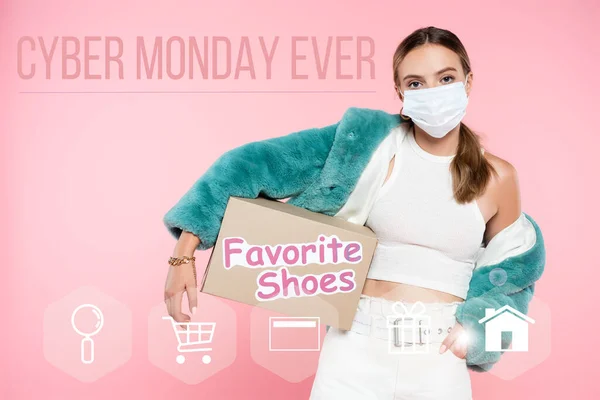 Young Woman Medical Mask Holding Box Favorite Shoes Cyber Monday — Stock Photo, Image