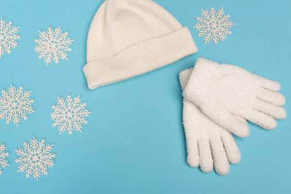 Top View Winter White Knitwear Snowflakes Blue Background — Stock Photo, Image