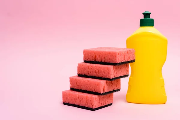 Pink Sponges Bottle Dishwashing Liquid Pink Background — Stock Photo, Image