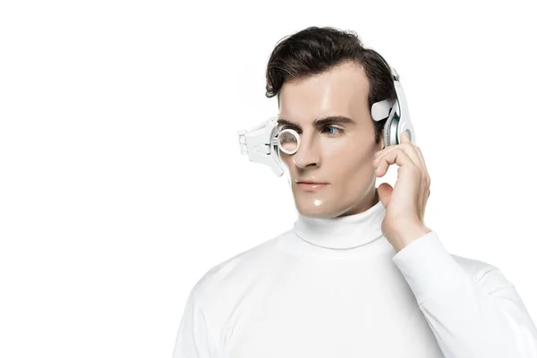 Cyborg Uomo Lente Digitale Occhio Cuffie Guardando Altrove Isolato Bianco — Foto Stock