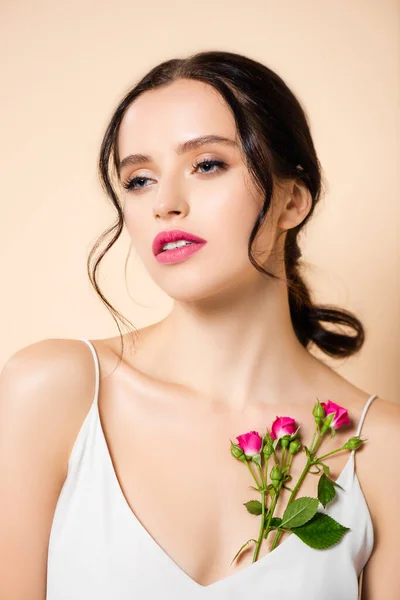 Sensual Young Woman Looking Away Flowers Isolated Pink — Stock Photo, Image
