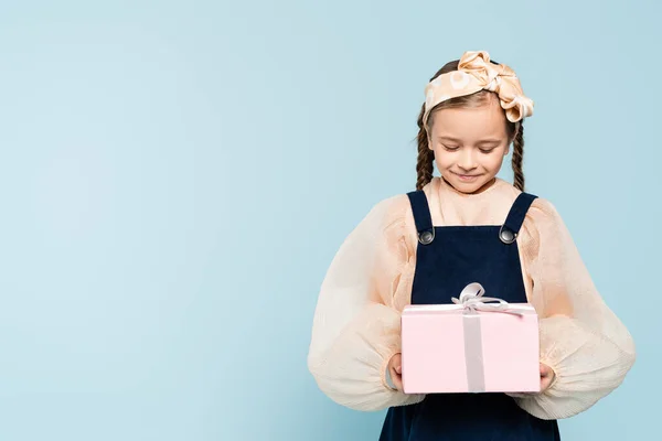 Vrolijk Kind Met Staartjes Kijken Dit Moment Geïsoleerd Blauw — Stockfoto