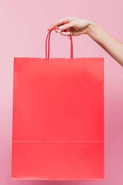 Abgeschnittene Ansicht Einer Frau Mit Einkaufstasche Isoliert Auf Rosa — Stockfoto