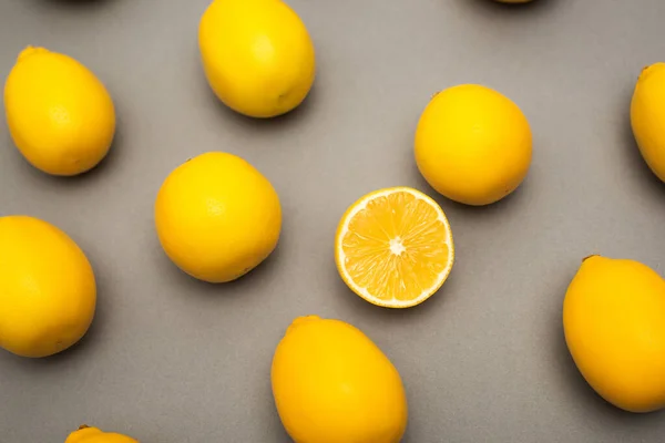 High Angle View Yellow Lemons Grey Background — Stock Photo, Image