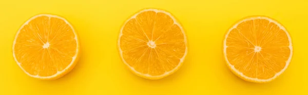 Top View Juicy Lemons Halves Isolated Yellow Banner — Stock Photo, Image