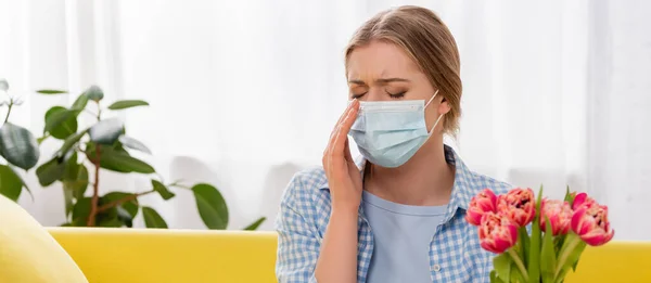 Woman Medical Mask Having Allergy Tulips Blurred Foreground Banner — Foto Stock