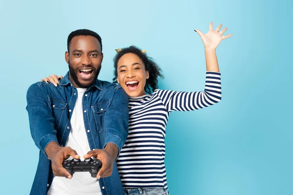 Kyiv Ukraine October 2020 Excited African American Woman Waving Hand — Stock Photo, Image