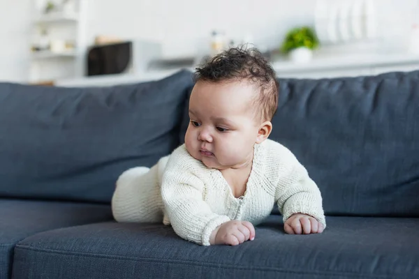 Small African American Child Knitted Romper Couch Home — Stock Photo, Image