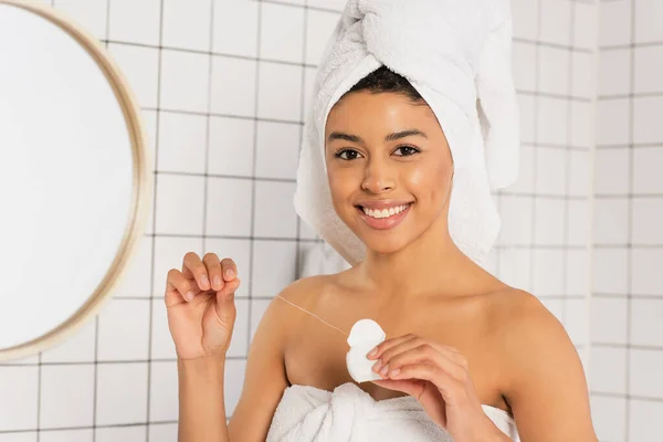 Young African American Woman Wrapped Towels Holding Dental Floss Hands — Stock Photo, Image