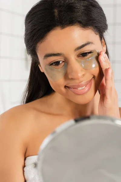 Young African American Woman Holding Hand Face Eye Patches Looking — Stock Photo, Image