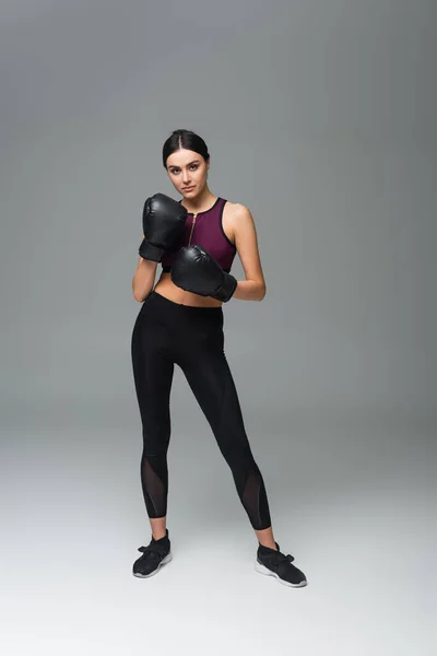 Full Length View Pretty Woman Boxing Gloves Black Sportswear Grey — 스톡 사진