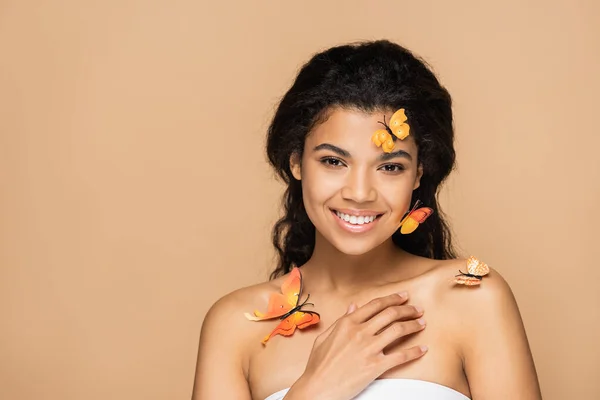 Positive African American Woman Orange Butterflies Face Bare Shoulders Isolated — Stock Photo, Image