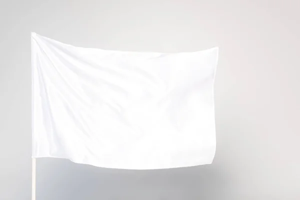 Vit Satin Flagga Isolerad Grå — Stockfoto