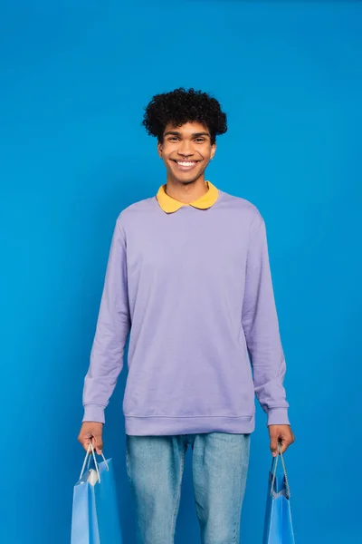 Joyful African American Man Lilac Pullover Yellow Collar Holding Shopping — Stock Photo, Image