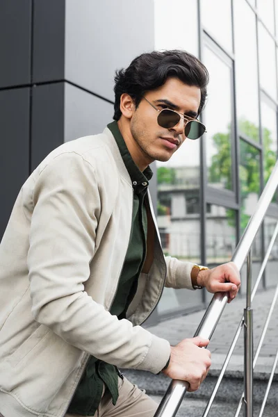 Young Man Stylish Sunglasses Bomber Jacket Posing Building — Stock Photo, Image
