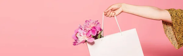 Cropped View Woman Holding White Shopping Bag Peonies Isolated Pink — Stock Photo, Image