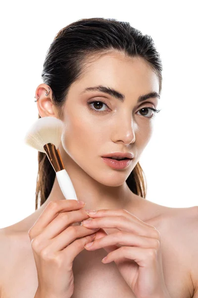 Young Brunette Woman Holding Cosmetic Brush Isolated White — Stock Photo, Image
