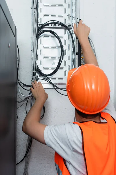 Back View Workman Standing Switchboard — Stock Photo, Image